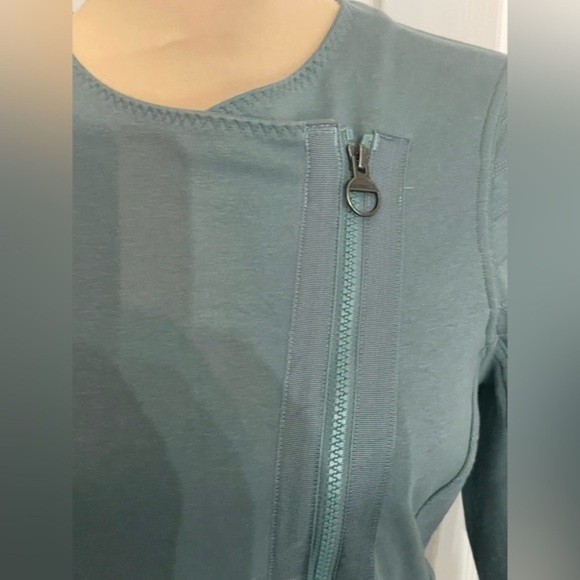 ATHLETA Moto Jacket Sweatshirt Minimalist
Full Zip City Travel Small - Picture 12 of 15